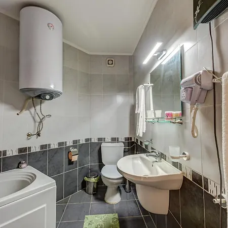 Bright And Spacious 2-bdr With Balcony By Flat Mаnager Apartment Pamporovo